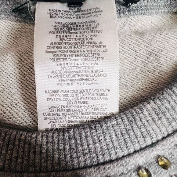 BCBGMAXAZRIA Womens Gray Beaded Long Sleeve Pullover Top Size Medium - Picture 6 of 6
